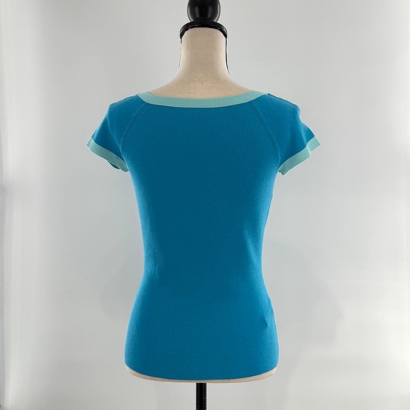 Ann Taylor Blue Cap Sleeve Knit Top Size Small - Picture 3 of 13